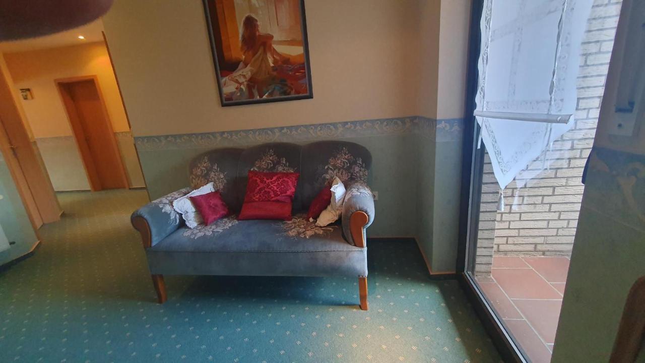 Rhauderfehn Ferienwohnung Hahnentange מראה חיצוני תמונה
