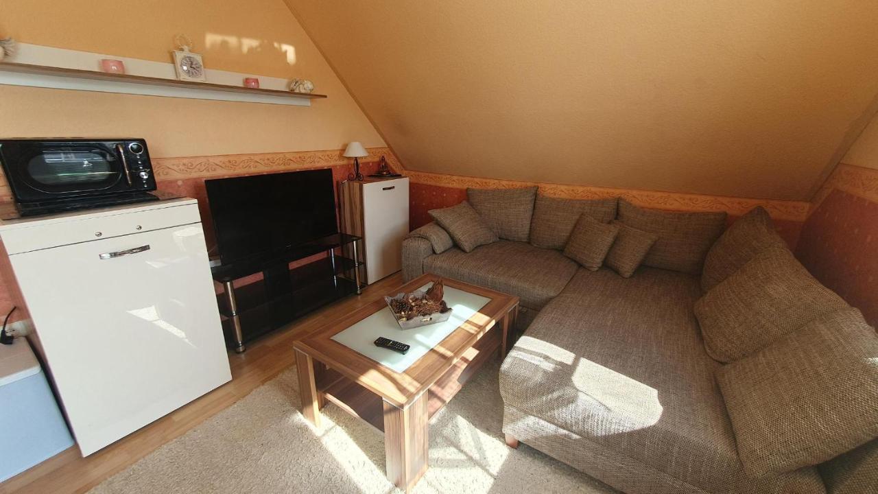 Rhauderfehn Ferienwohnung Hahnentange מראה חיצוני תמונה