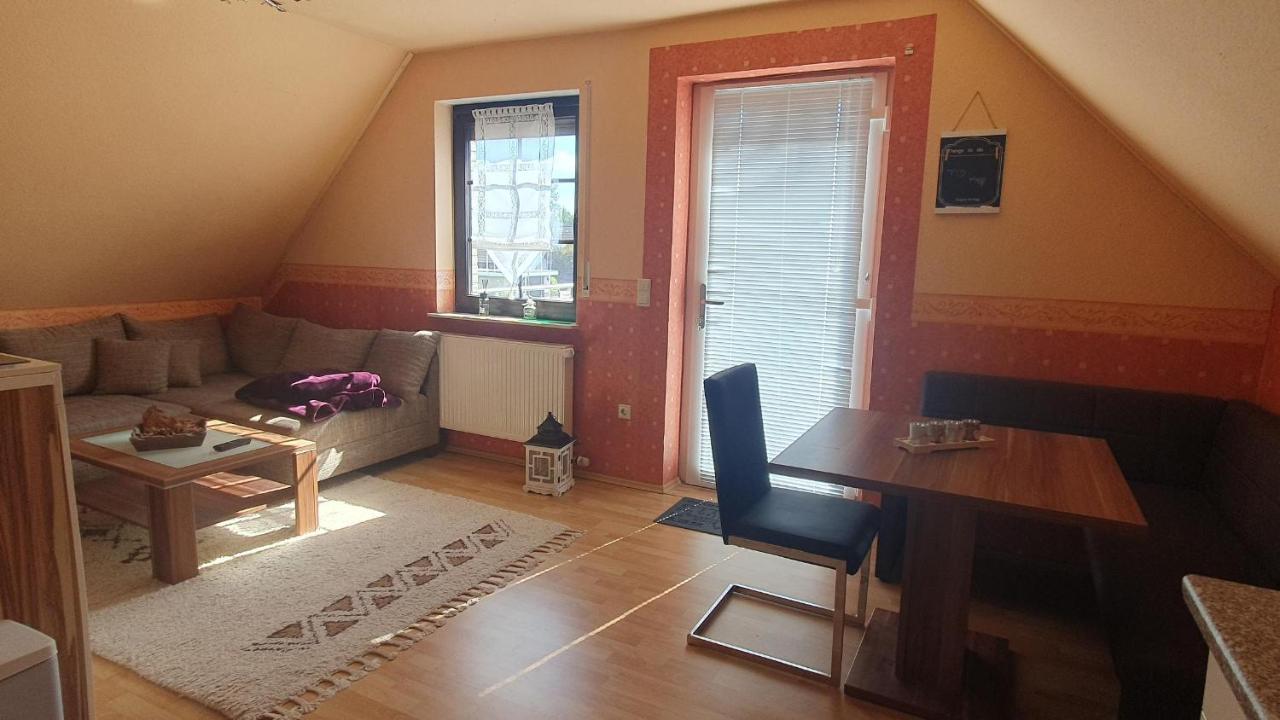 Rhauderfehn Ferienwohnung Hahnentange מראה חיצוני תמונה